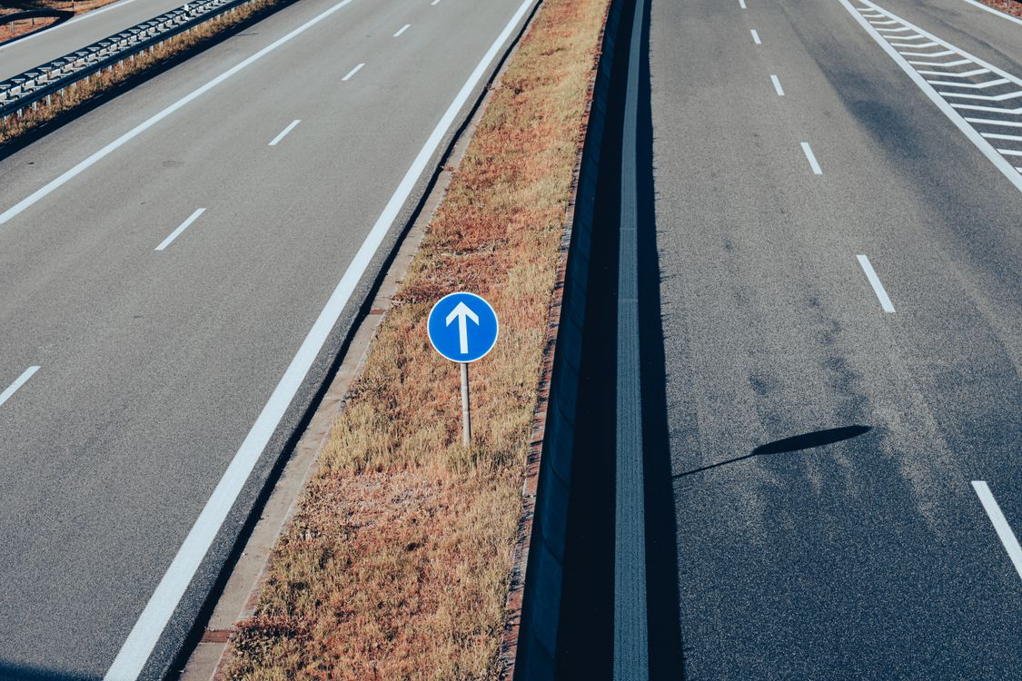Read more about the article Understanding Comparative Negligence in Highway Collisions
